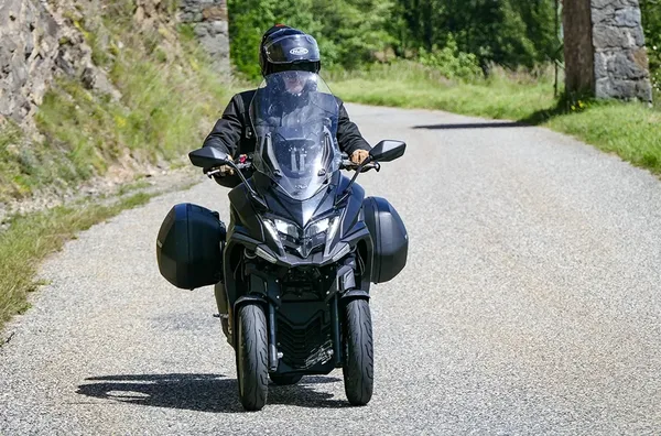 Essai Kymco CV3 5000 km 3