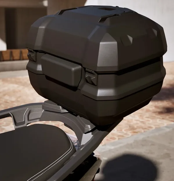 Maxi scooter BMW C400 GT 9