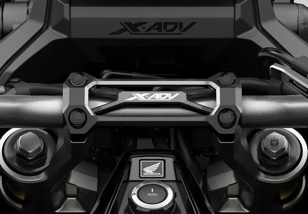 Maxi scooter X ADV 745 Honda 16