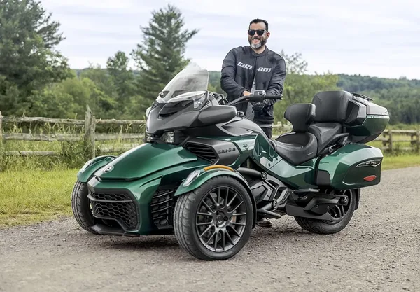 Moto 3 roues Can Am Sider RT 15