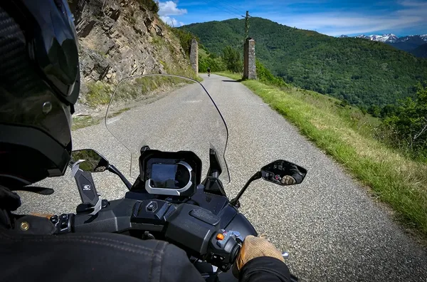 Route des corniches Ariege 46
