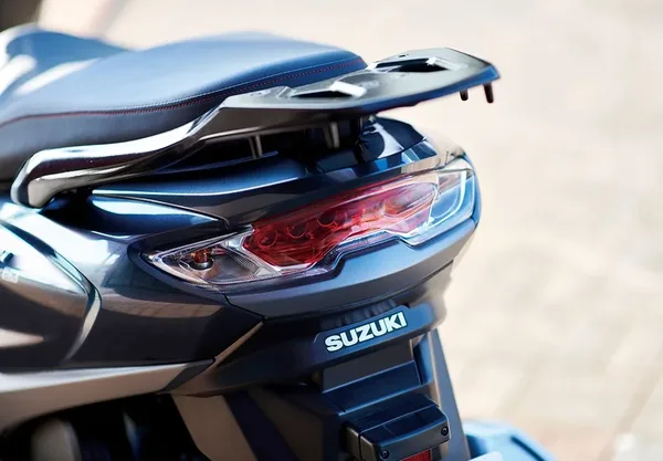 Scooter 125 Burgman Suzuki 22