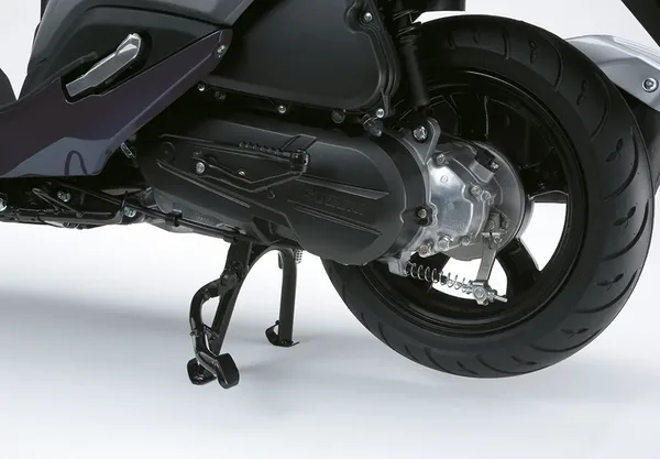 Scooter 125 Burgman Suzuki 24