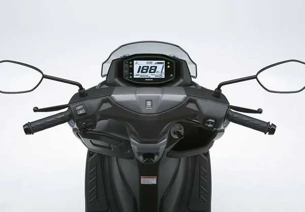 Scooter 125 Burgman Suzuki 25