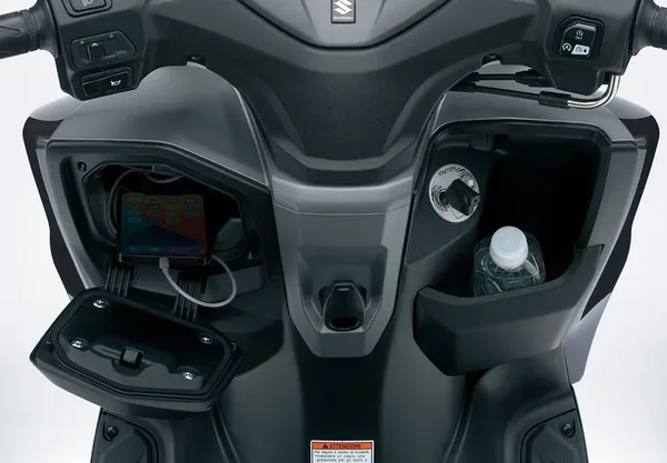 Scooter 125 Burgman Suzuki 33