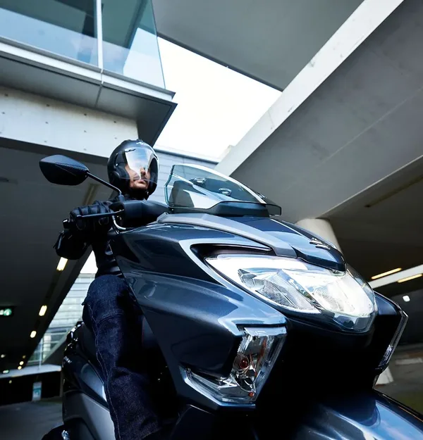 Scooter 125 Burgman Suzuki 6