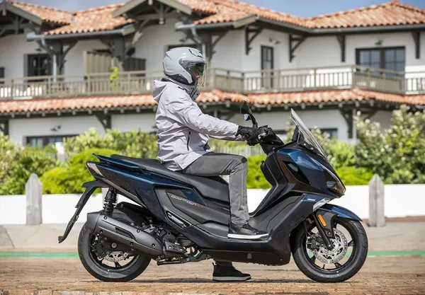 Scooter 125 DOWNTOWN GT Kymco 13