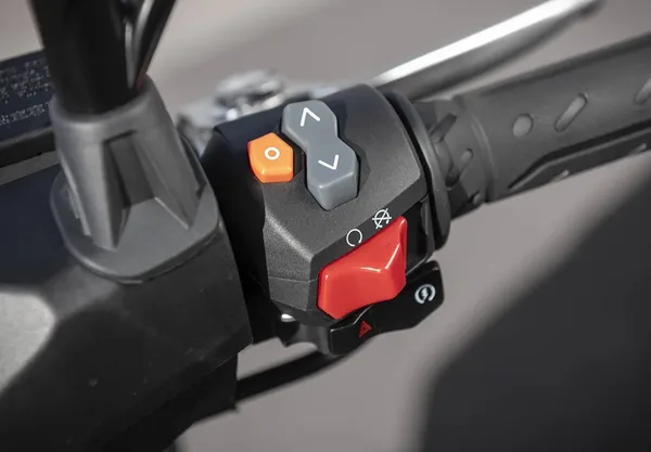 Scooter 125 DOWNTOWN GT Kymco 17