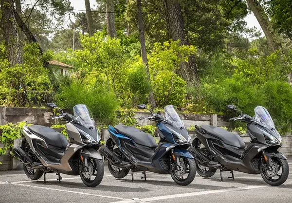 Scooter 125 DOWNTOWN GT Kymco 22