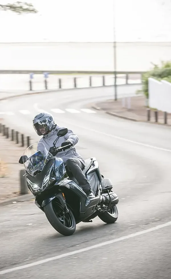 Scooter 125 DOWNTOWN GT Kymco 4