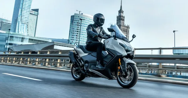 Scooter 2 roues TMAX Tech MAX 560 0