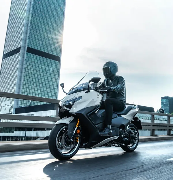 Scooter 2 roues TMAX Tech MAX 560 6