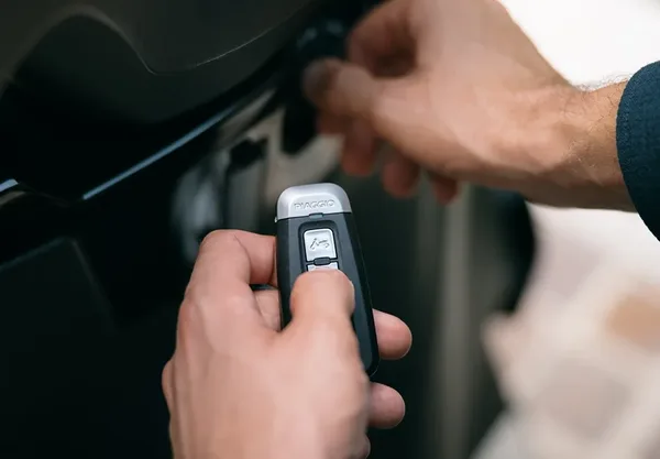 Scooter 3 roue MP3 310 Sport Piaggo 12