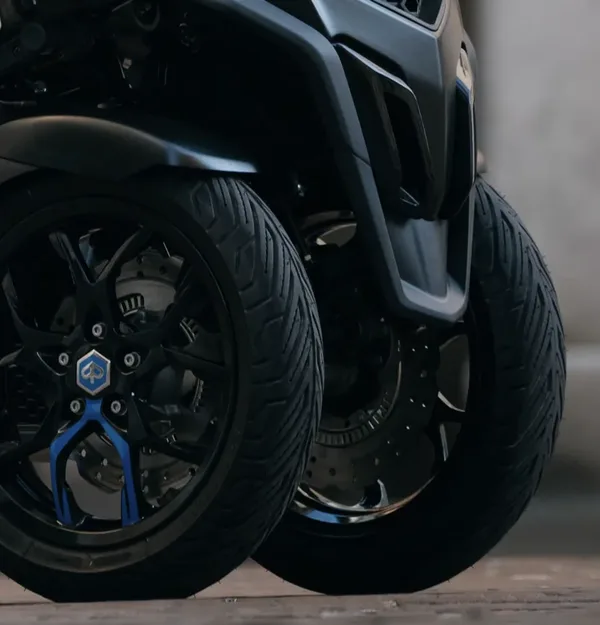 Scooter 3 roues Paiggo MP3 400 Sport 5