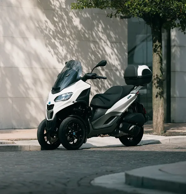 Scooter 3 roues Piaggo MP 310 6