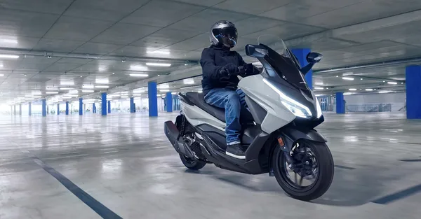 Scooter Forza GT 125 Honda 0