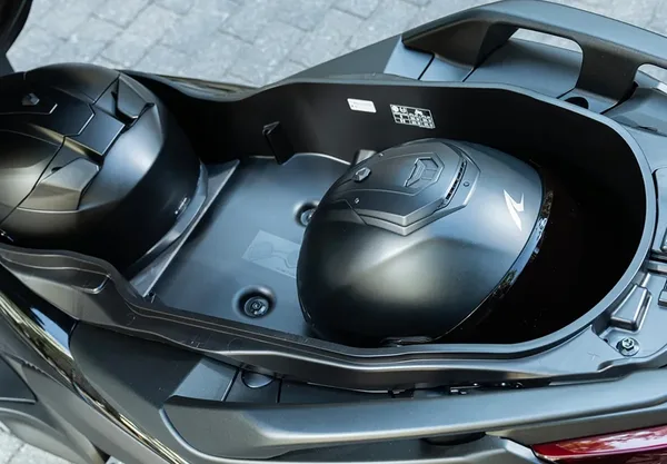 Scooter X MAX 125 Yamaha 21