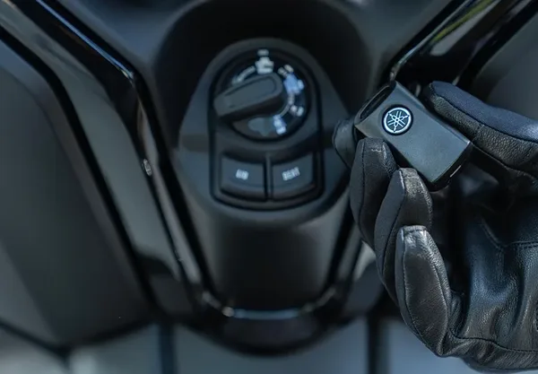 Scooter X MAX 125 Yamaha 24