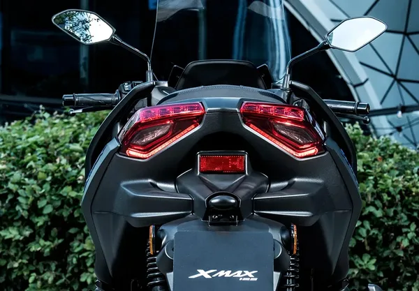 Scooter X MAX 125 Yamaha 31