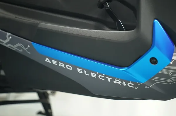 Scooter électrique trois roues WMC300 E White Motorcycle Concepts 14