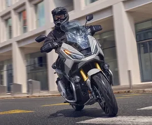 Maxi scooter X ADV 745 Honda 2