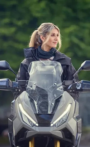 Maxi scooter X ADV 745 Honda 4