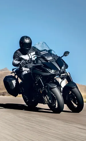 Moto 3 Roues Niken GT Yamaha 4