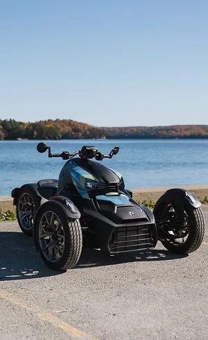 Moto 3 roues Can Am Ryker 3