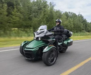 Moto 3 roues Can Am Sider RT 1