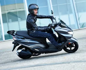 Scooter 125 Burgman Suzuki 1