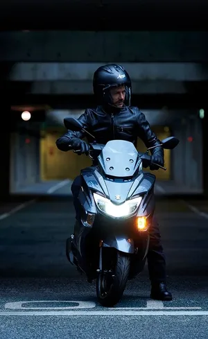 Scooter 125 Burgman Suzuki 2