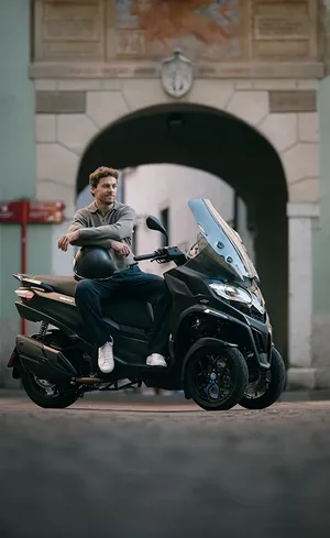 Scooter 3 roues Paiggo MP3 400 Sport 4