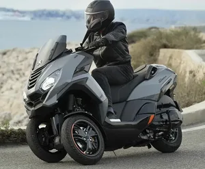 Scooter 3 roues peugeot metropolis gt 400 preview