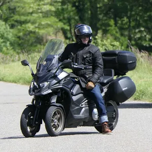 Essai scooter 3 roues Kymco CV3 0