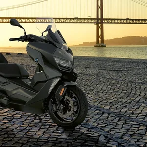 Maxi scooter BMW C400 GT 0